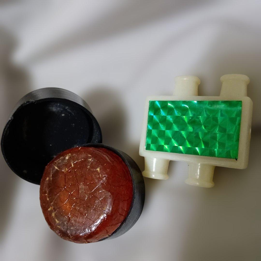 ♥スズキバイオリン♥サイズ4/4♥品番230♥美品♥弓、ケ―ス、松脂、調弦笛付き