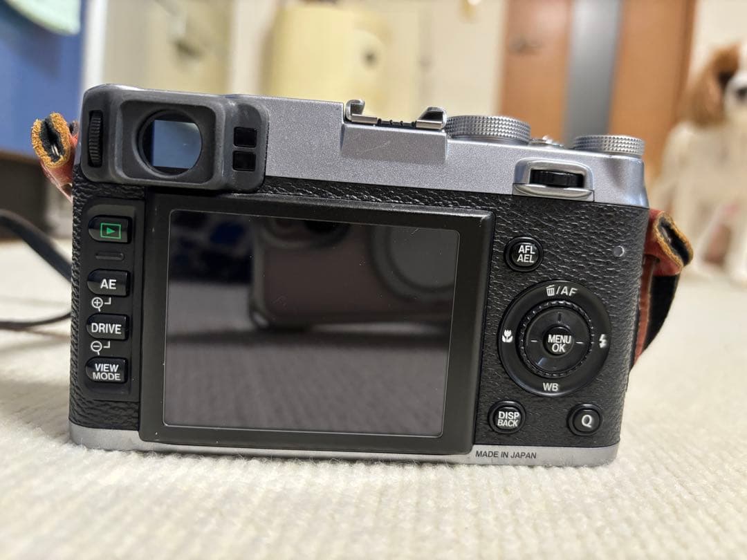 【値下げ相談可・良品・革ケース付】FUJIFILM X100Sデジタルカメラ