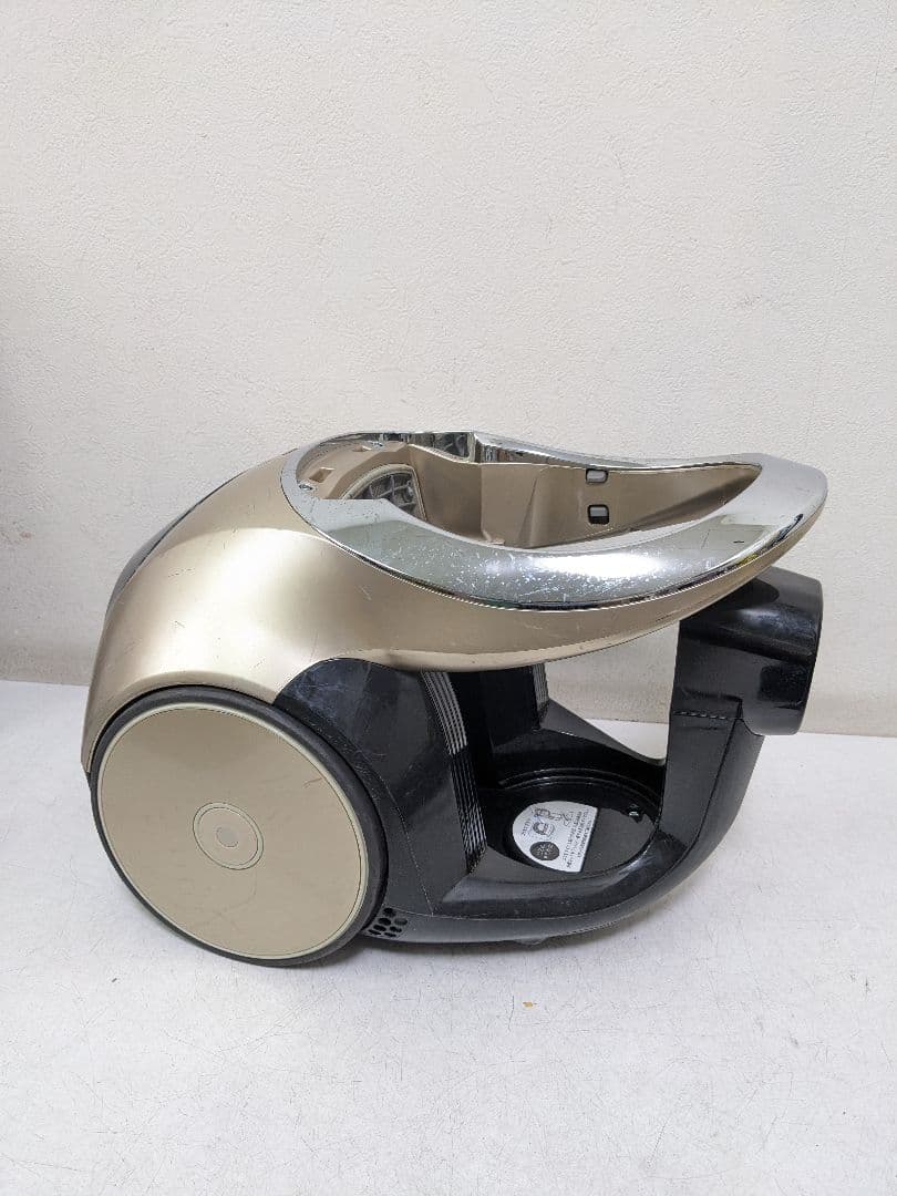 TOSHIBA VC-J2000Z-N サイクロン式掃除機 2013年製