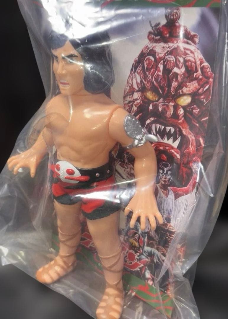 メディコム・トイ東映レトロソフビ　仮面ライダーアマゾン山本大介変身ポーズVer.