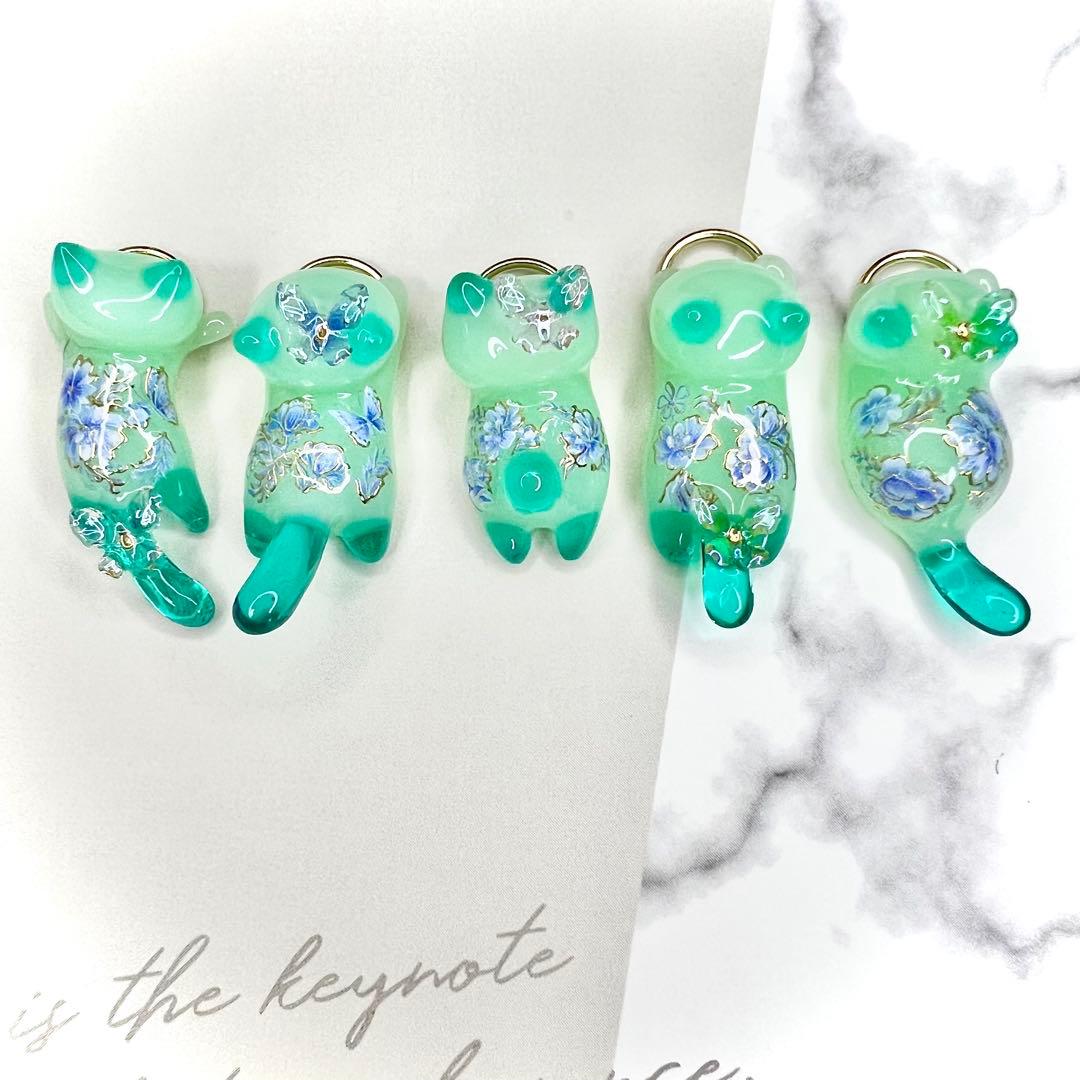 リクエスト専用　キラキラ猫ちゃん　お魚　猫　5個セット