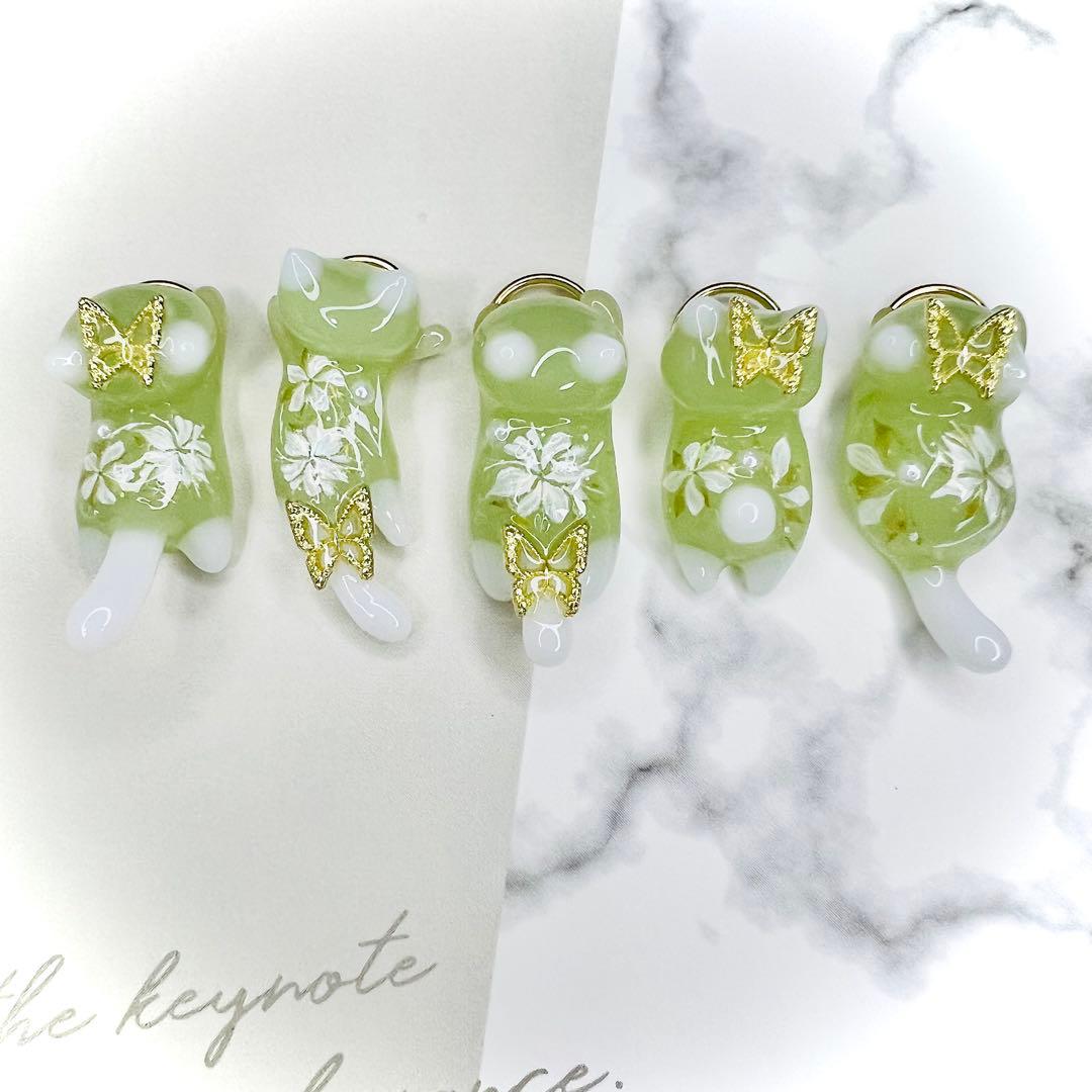 リクエスト専用　キラキラ猫ちゃん　お魚　猫　5個セット