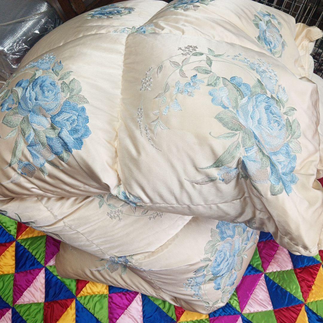 羽毛掛け布団　丸八真綿販売　シングル　ダウン90%　中羽毛1.3キロ　ソファリー