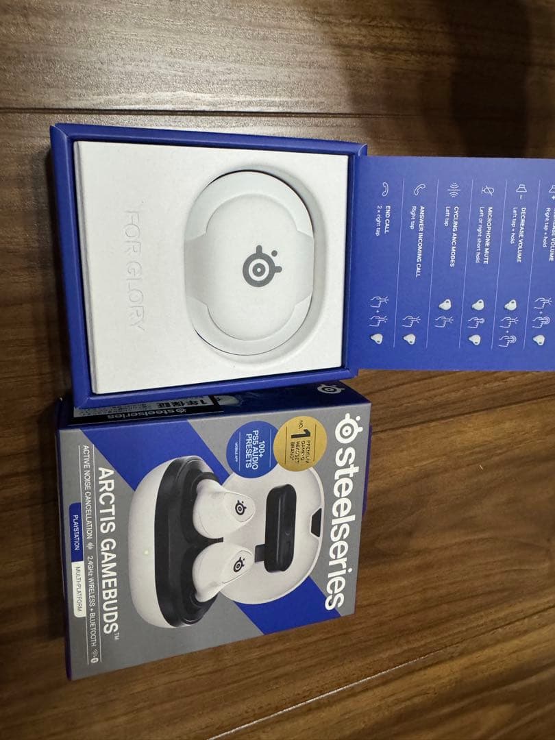 SteelSeries ゲーミングイヤホン Arctis GameBuds