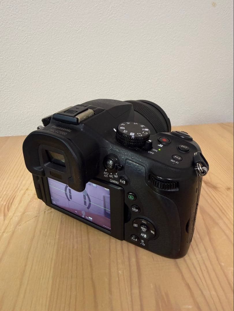 Panasonic LUMIX DMC-FZ1000 コンパクトデジタルカメラ