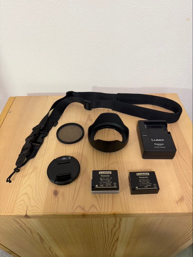 Panasonic LUMIX DMC-FZ1000 コンパクトデジタルカメラ