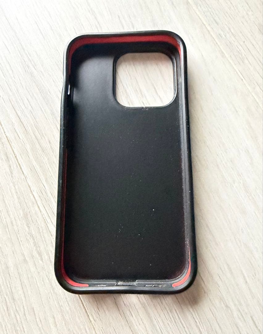 CASETiFY ハートとトゲ iPhone 15プロ　ケース