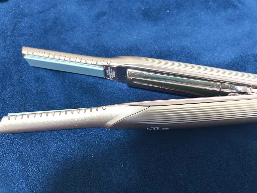 Refaストレートヘアアイロン