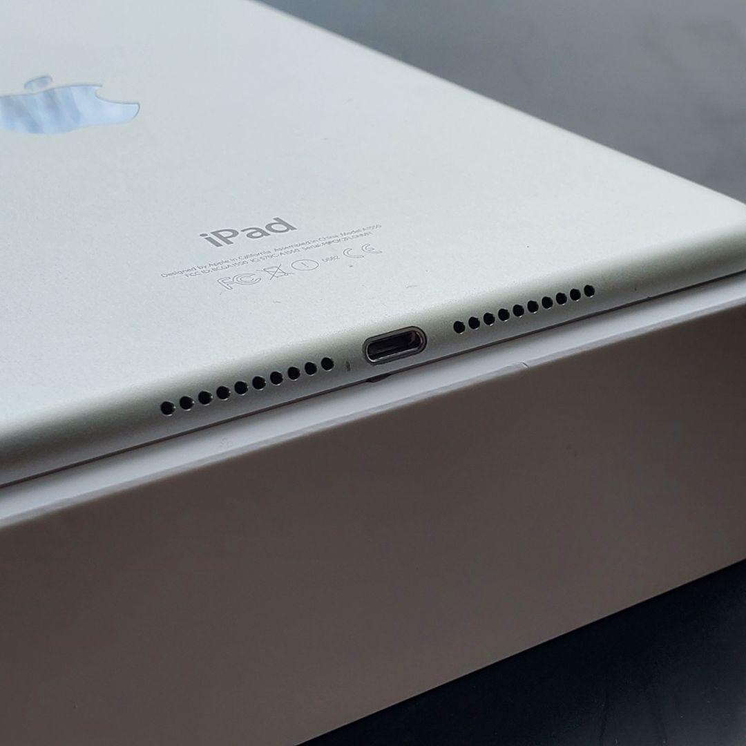 【超美品】iPad mini 4 Wi-Fi + Cellular 第4世代