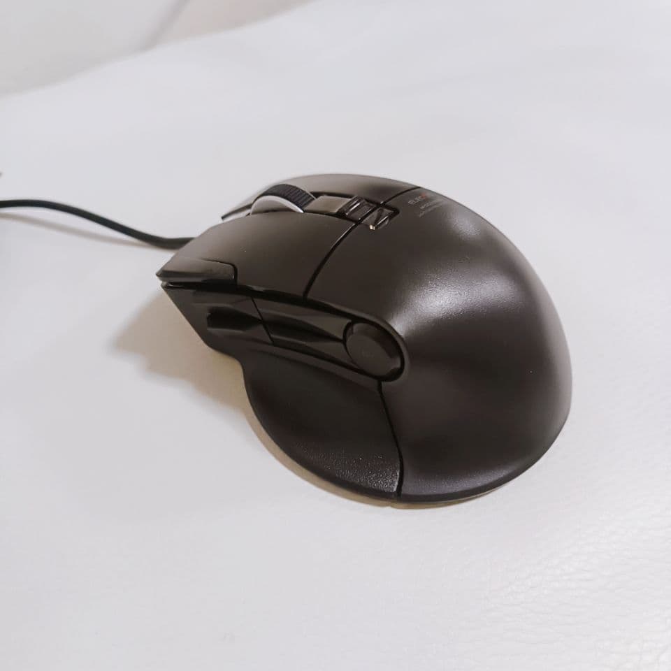 美品ELECOM 有線 ゲーミングマウス M-DUX30BK