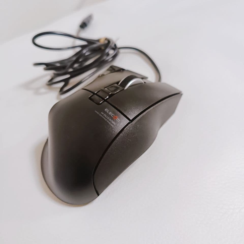 美品ELECOM 有線 ゲーミングマウス M-DUX30BK