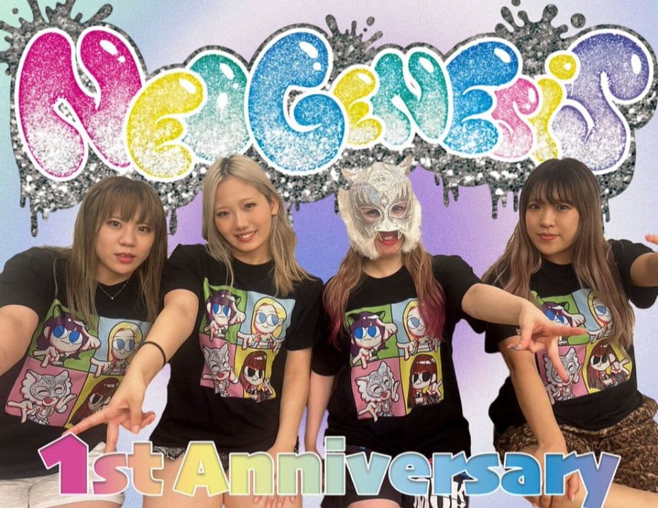 スターダム　NEO GENESIS ミニキャライラストTシャツ　XLサイズ