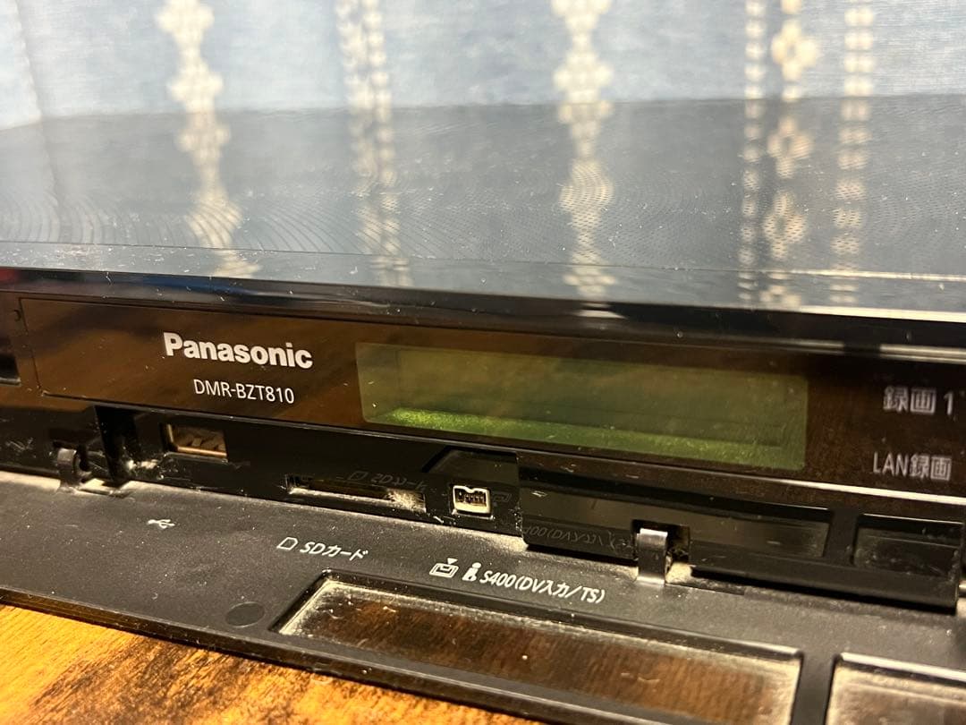 パナソニック　ブルーレイレコーダー DMR-BZT810