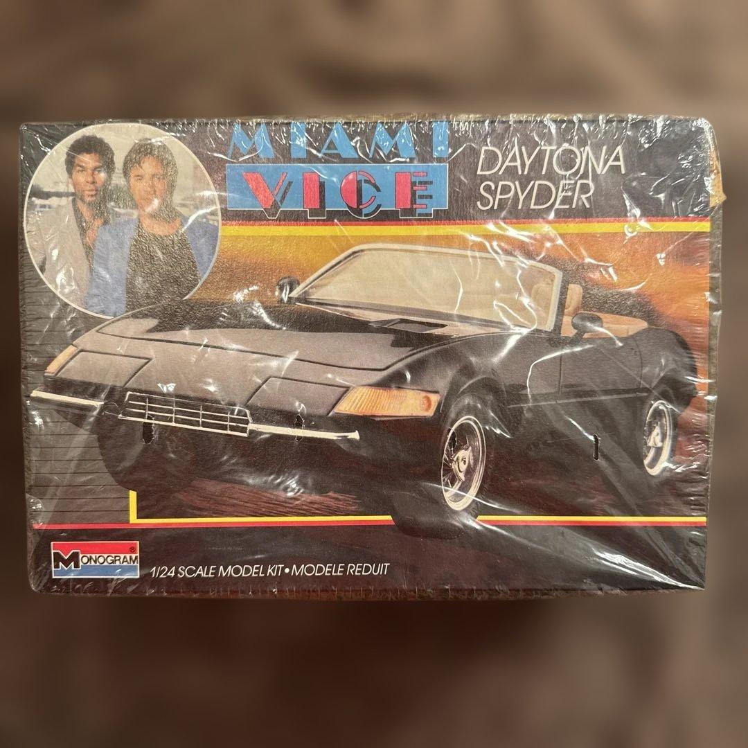 自動車 Miami Vice Ferrari Testarossa & Daytona