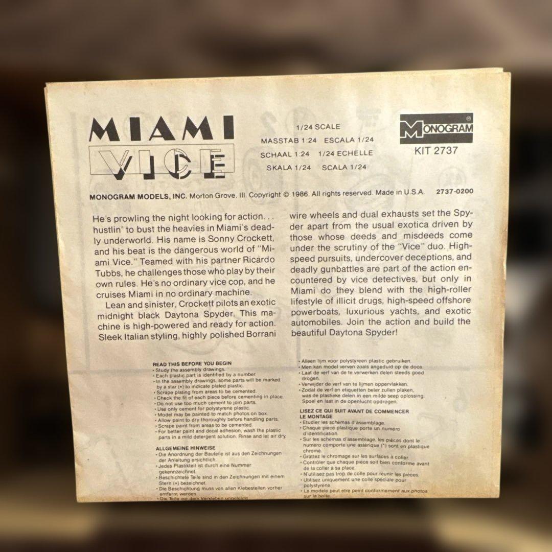 自動車 Miami Vice Ferrari Testarossa & Daytona