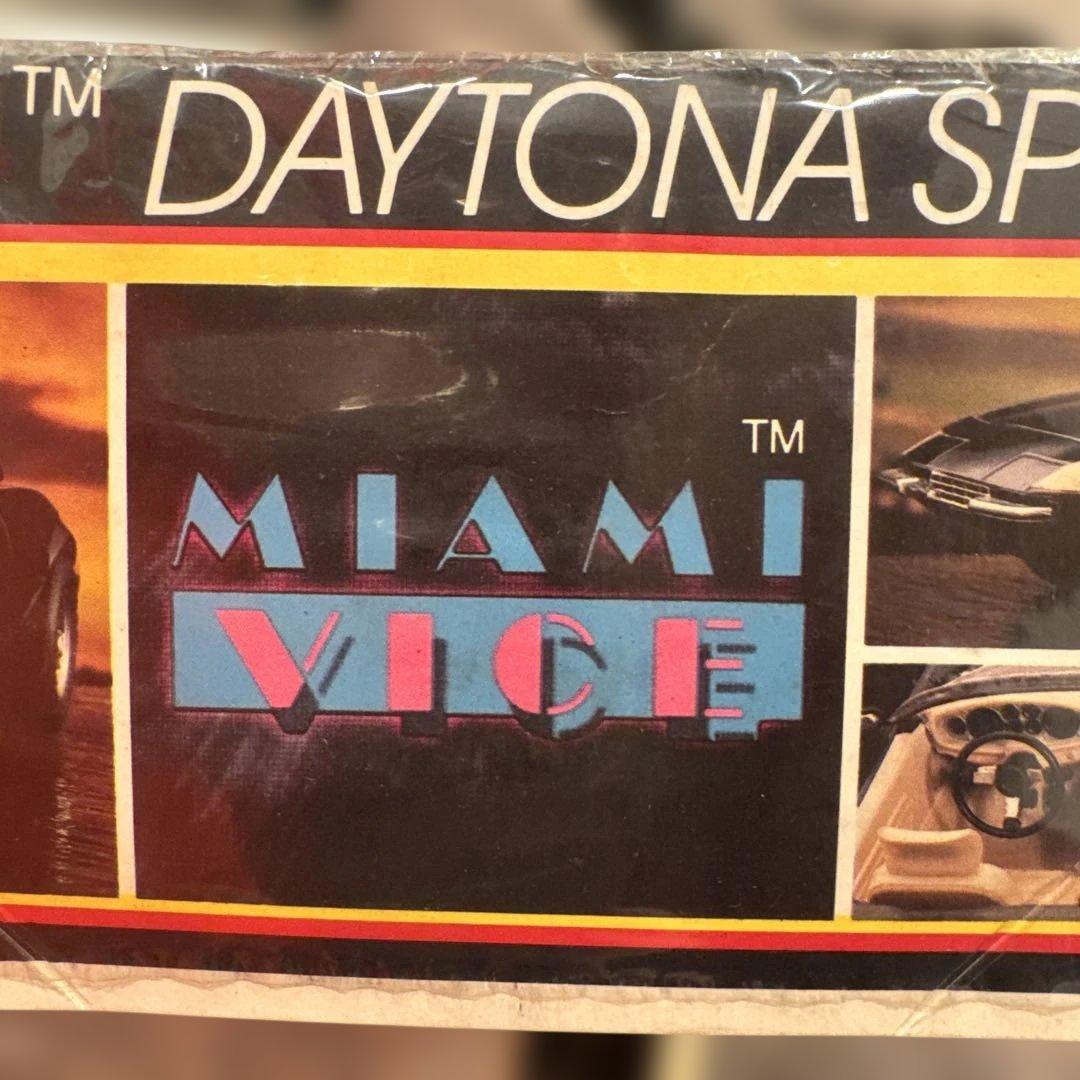 自動車 Miami Vice Ferrari Testarossa & Daytona