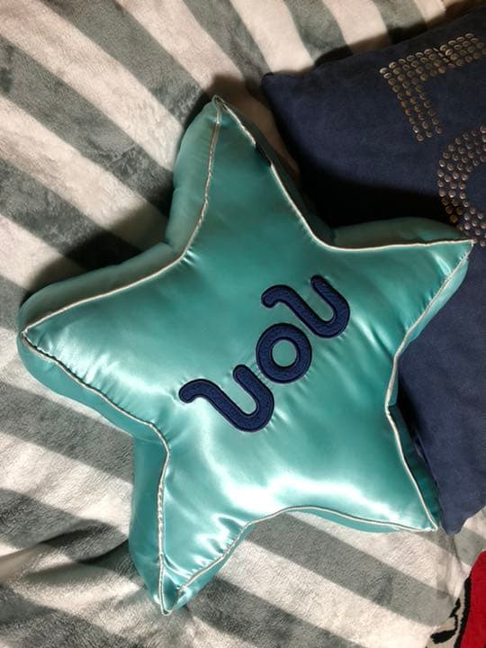 レア HOTEL SLY(ホテルスライ)YES NO星形クッション