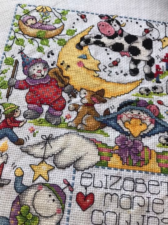 ハンドメイド　クロスステッチ　完成品