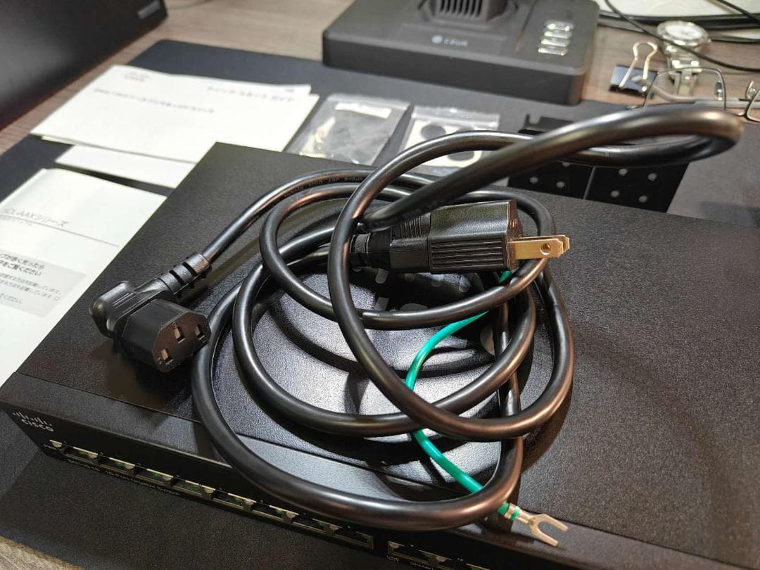 Cisco 110シリーズ 16ポート ギガビット アンマネージド スイッチ