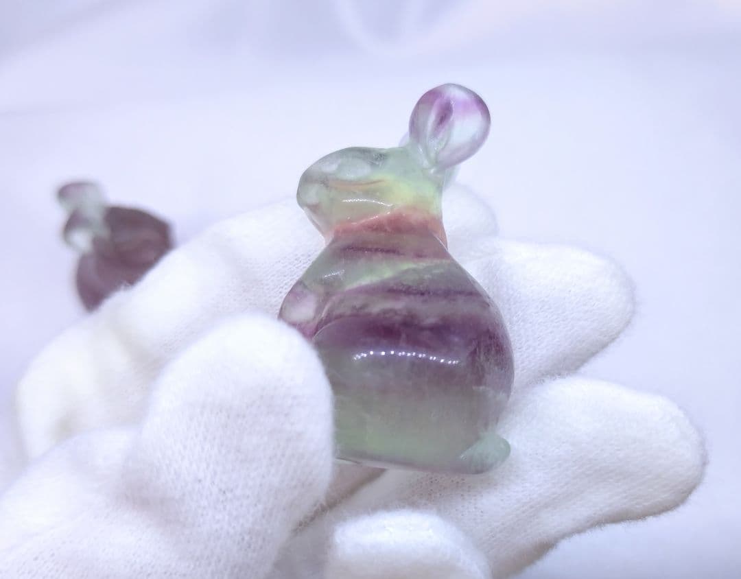 キャンディー フローライト うさぎ　セット　カービング　彫り物　双子　ペア　蛍石