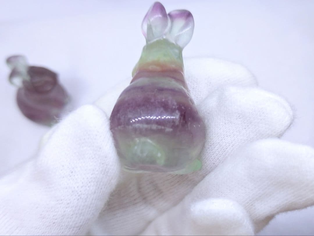 キャンディー フローライト うさぎ　セット　カービング　彫り物　双子　ペア　蛍石