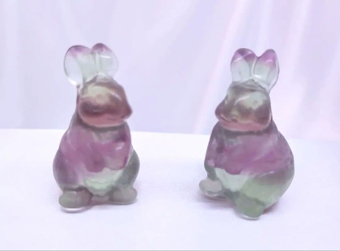 キャンディー フローライト うさぎ　セット　カービング　彫り物　双子　ペア　蛍石