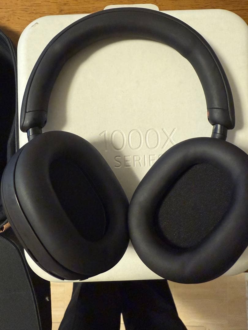 ソニー ヘッドホン WH-1000XM5