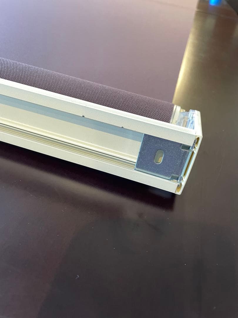 ★TOSO 器具・説明書付き/幅約130cm窓用ロールスクリーン1個