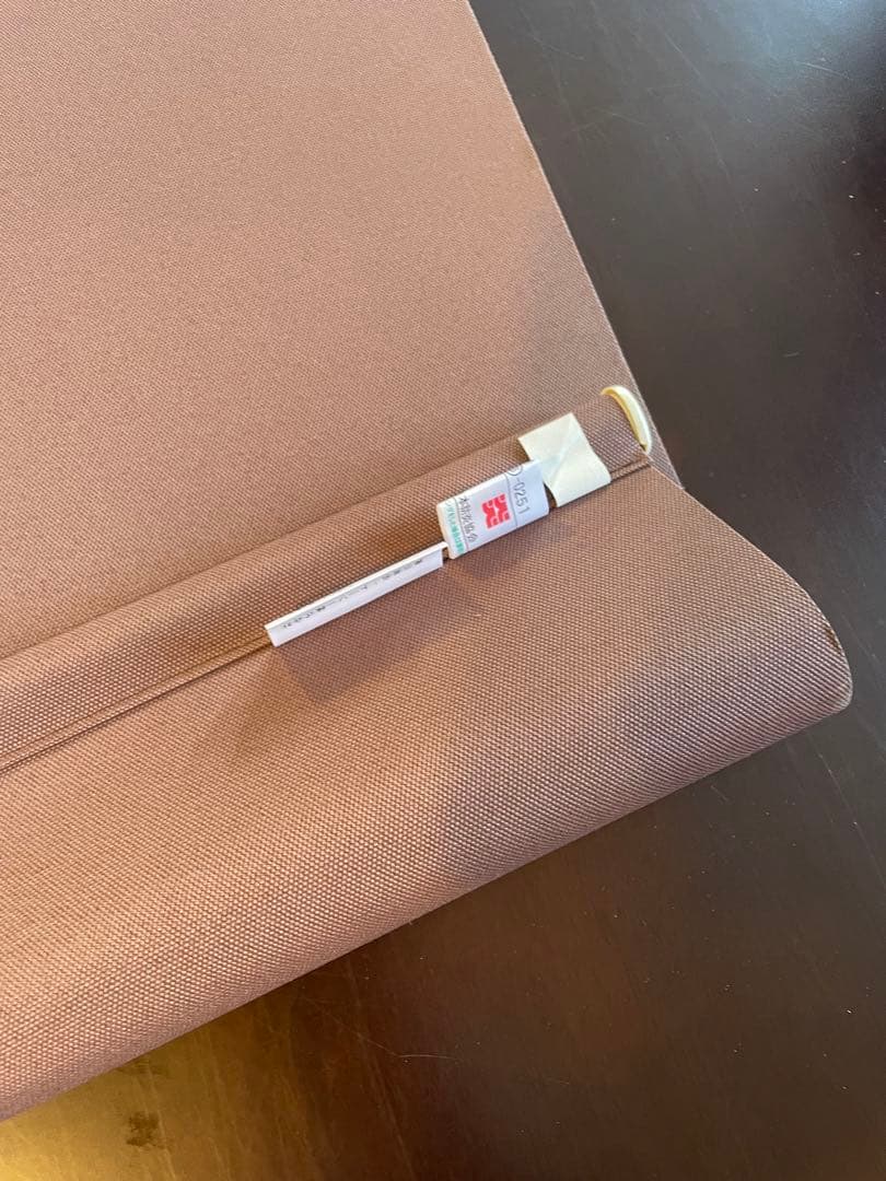 ★TOSO 器具・説明書付き/幅約130cm窓用ロールスクリーン1個