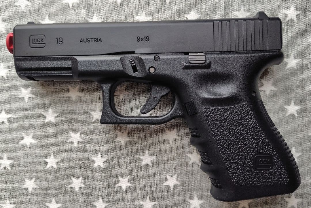 東京マルイ　ガスガン　グロック19　gen3