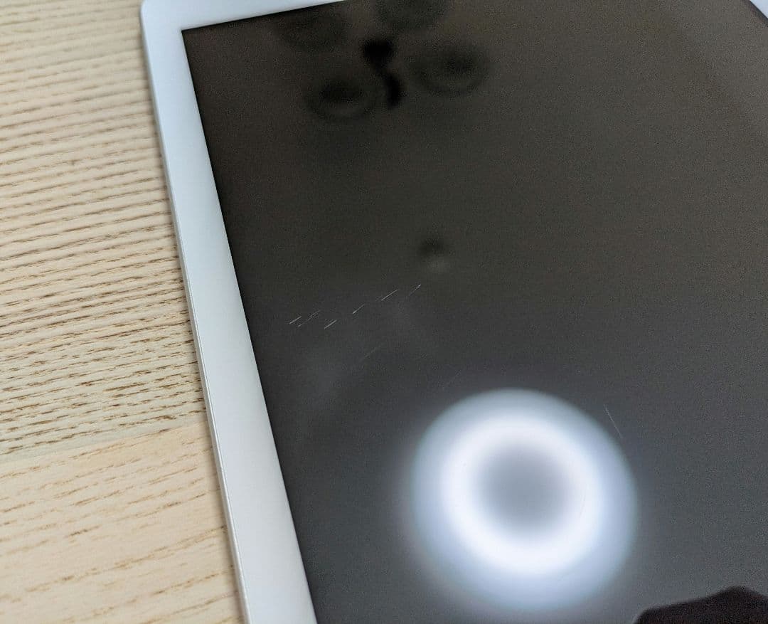 iPad 第6世代　32GB Wi-Fi 美品