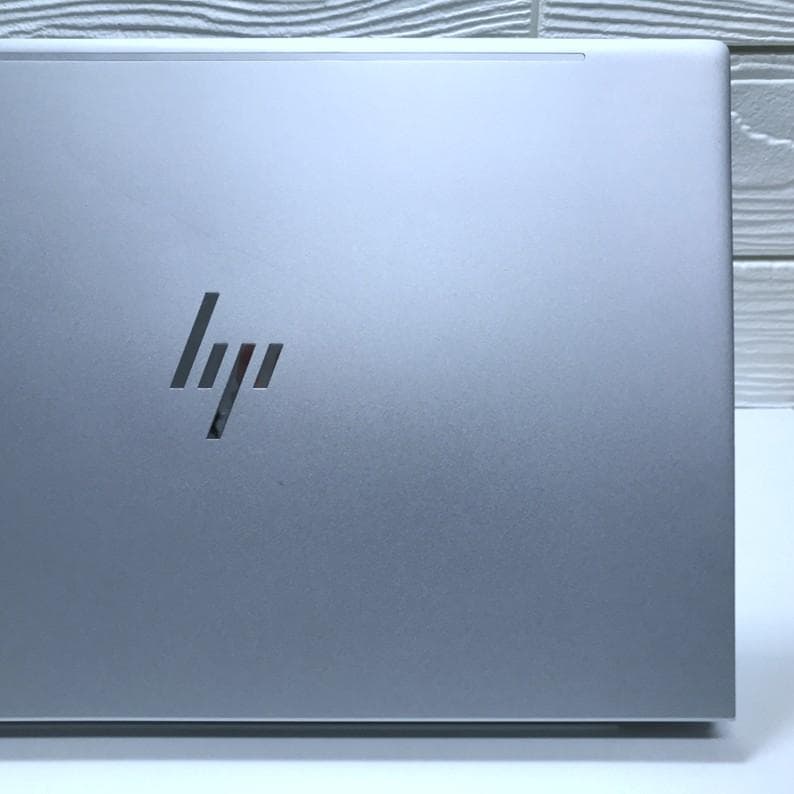 未使用に近》HP EliteBook 630 G10 i7-1355U 16GB