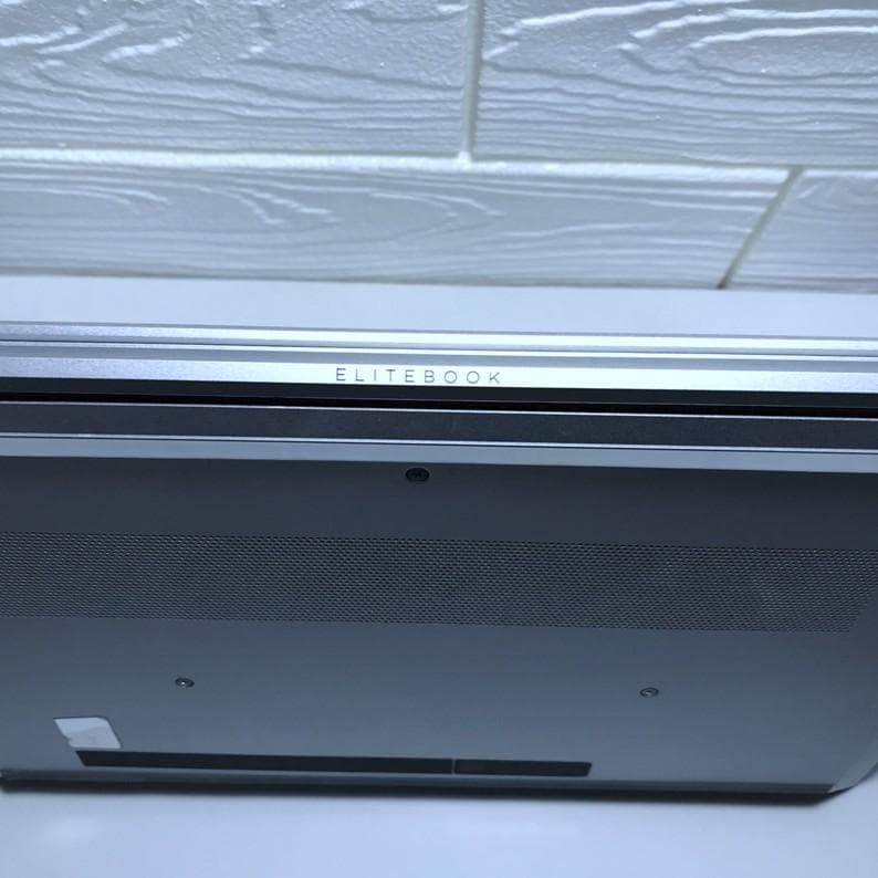 未使用に近》HP EliteBook 630 G10 i7-1355U 16GB