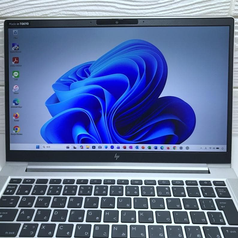 未使用に近》HP EliteBook 630 G10 i7-1355U 16GB