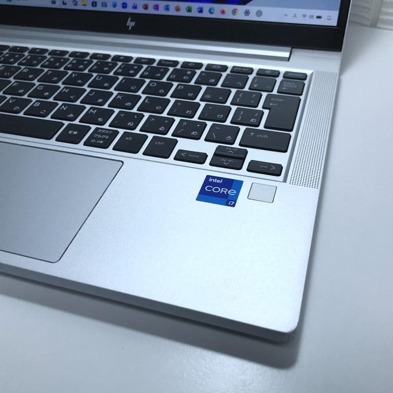 未使用に近》HP EliteBook 630 G10 i7-1355U 16GB