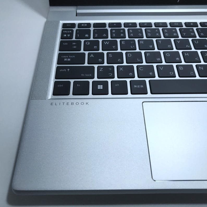 未使用に近》HP EliteBook 630 G10 i7-1355U 16GB