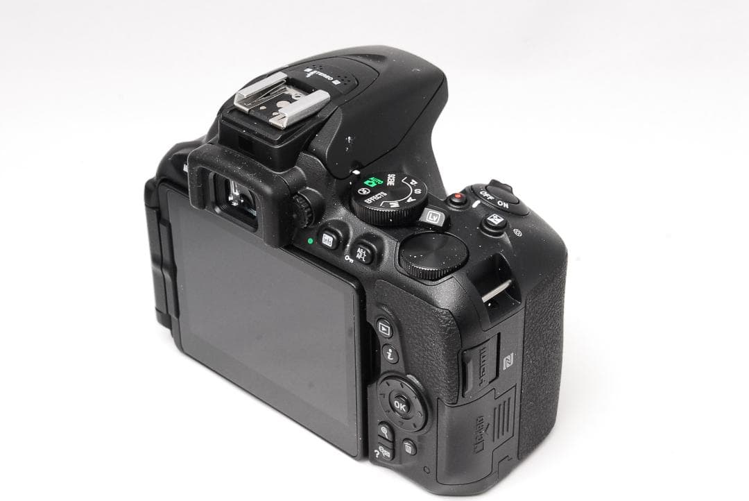 撮影枚数【364枚】 Nikon D5600 ❤ダブルズームキット❤ 一眼レフ