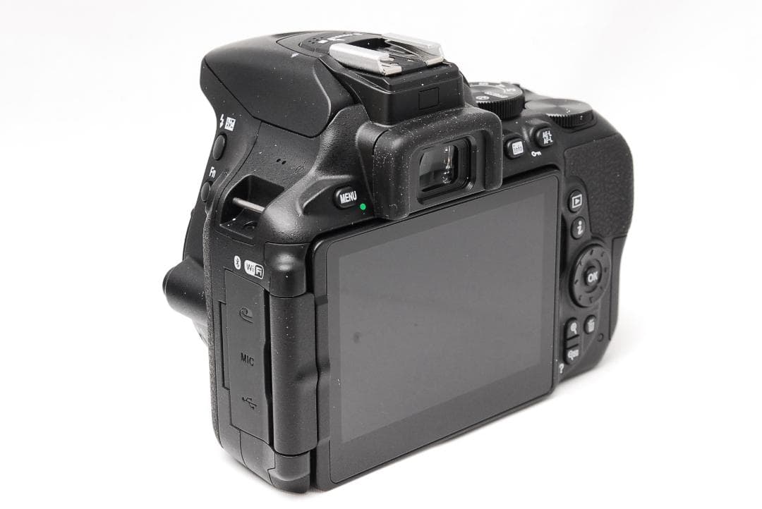 撮影枚数【364枚】 Nikon D5600 ❤ダブルズームキット❤ 一眼レフ