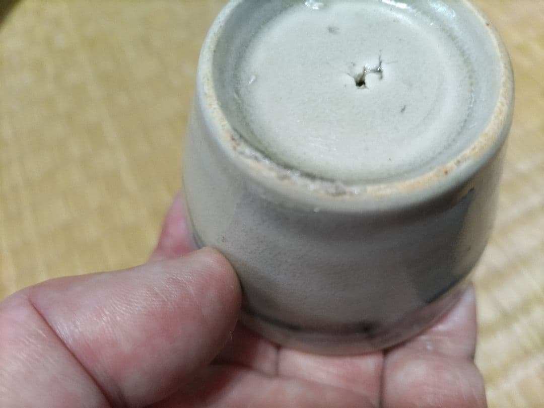 唐草文　太白手　そば猪口　瀬戸　ゴリっとした初期様式　酒盃にベストサイズ！