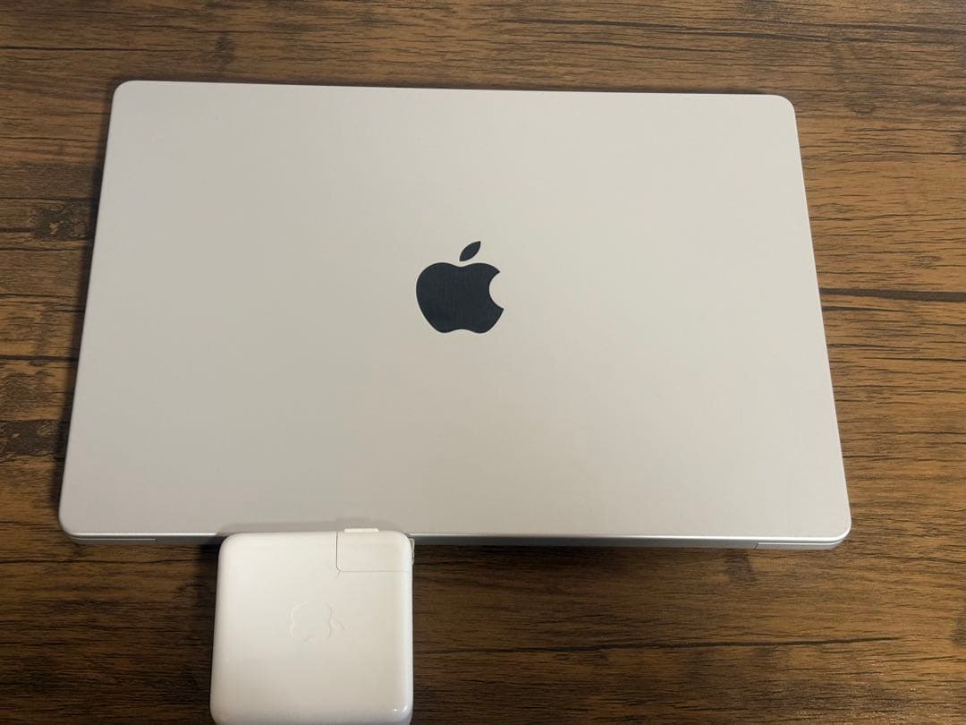 MacBook Pro M1Pro メモリ16GB/SSD512GB 14インチ