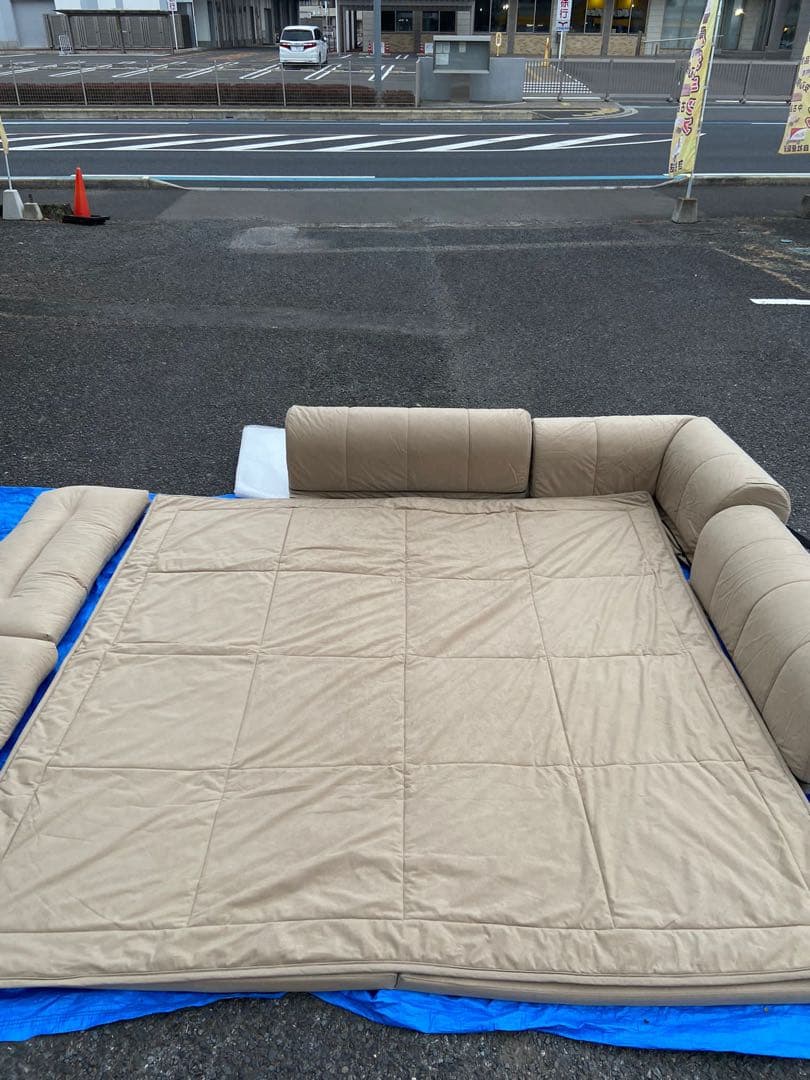 クッション付き ごろ寝ソファ 215 x 215cm