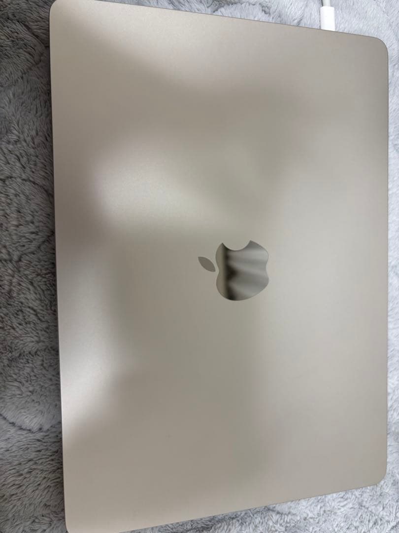 MacBook Air M2 2022 24GB スターライト 中古