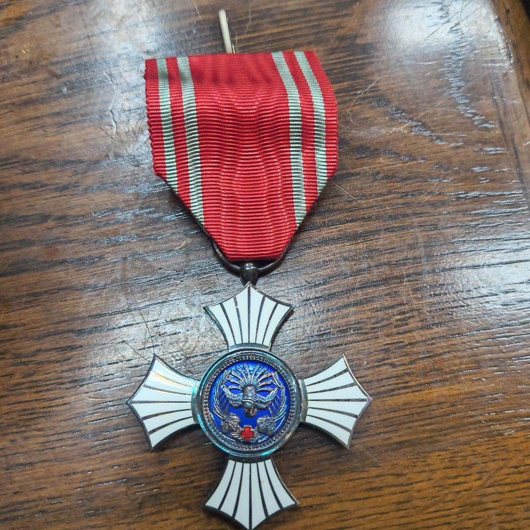 メダル 鷲のエンブレム付き ケース付き