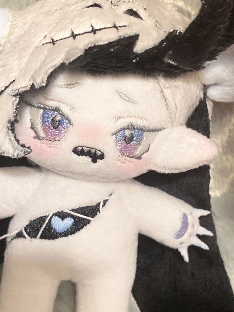 ハ*ビ様 無属性　自作　ぬいぐるみ　10cm （12.5センチ）　骨入り　蓄光体