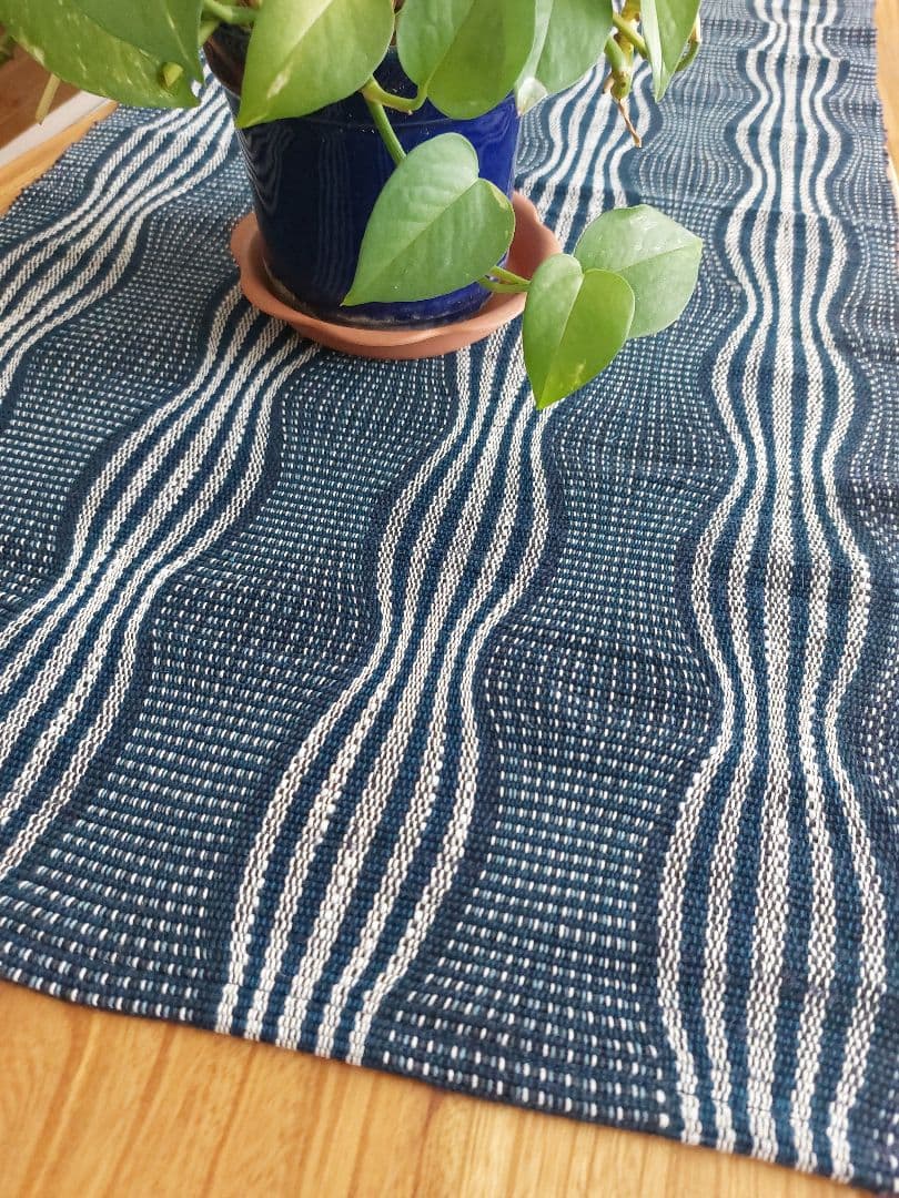 さきおりテーブルランナー