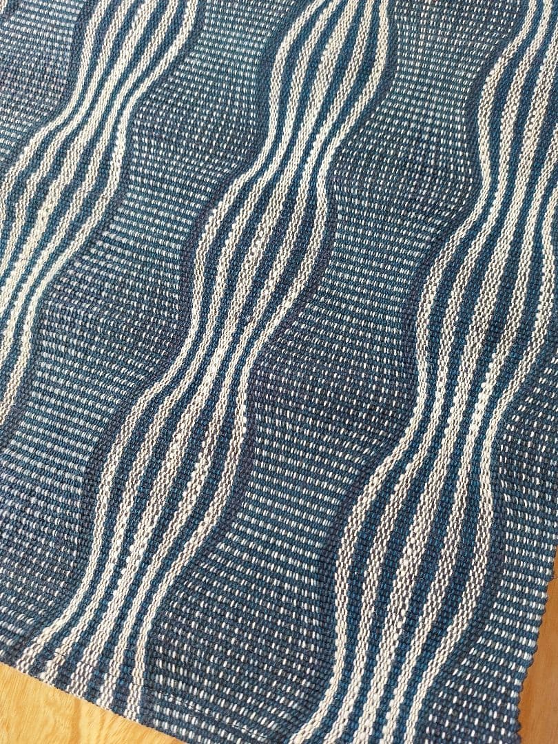 さきおりテーブルランナー