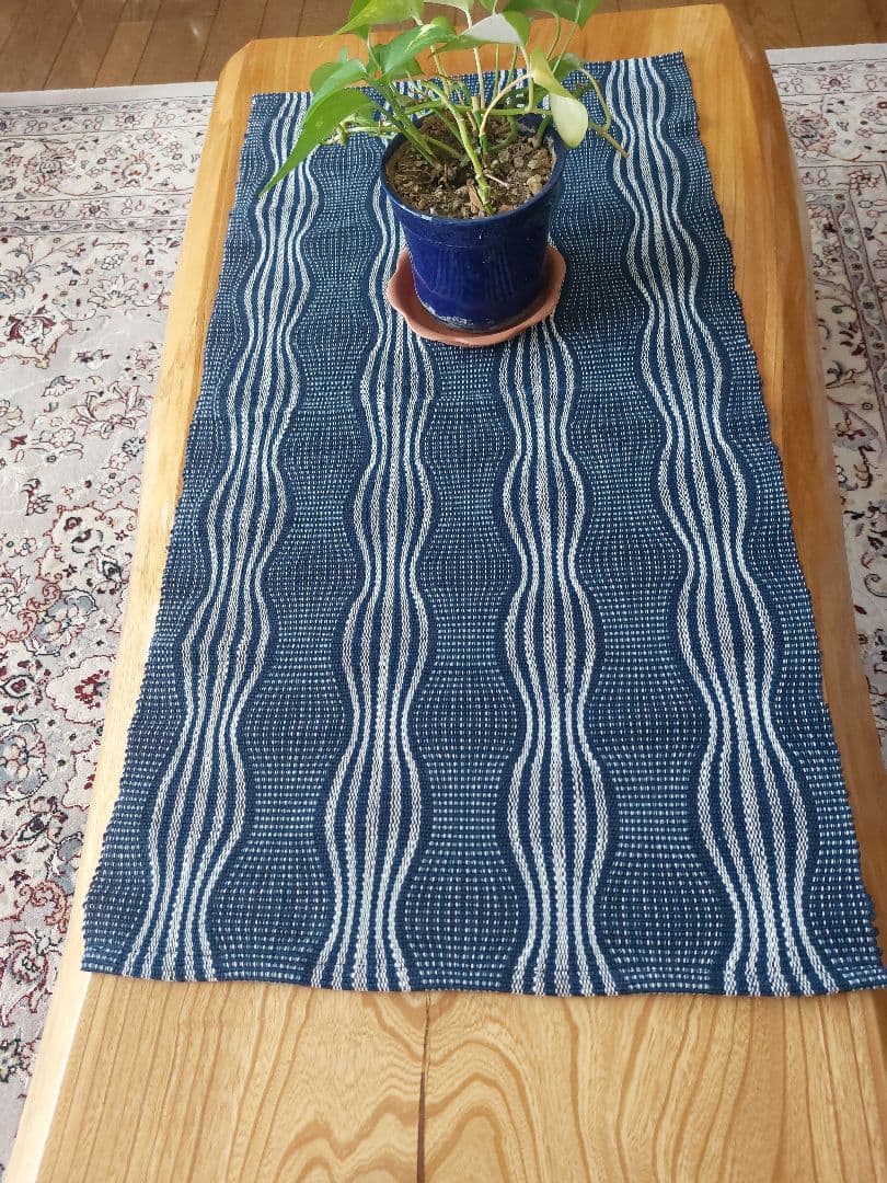 さきおりテーブルランナー