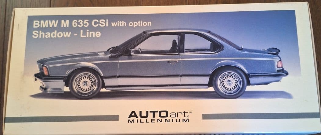 オートアート M635 CSi Shadow-Line 1/18