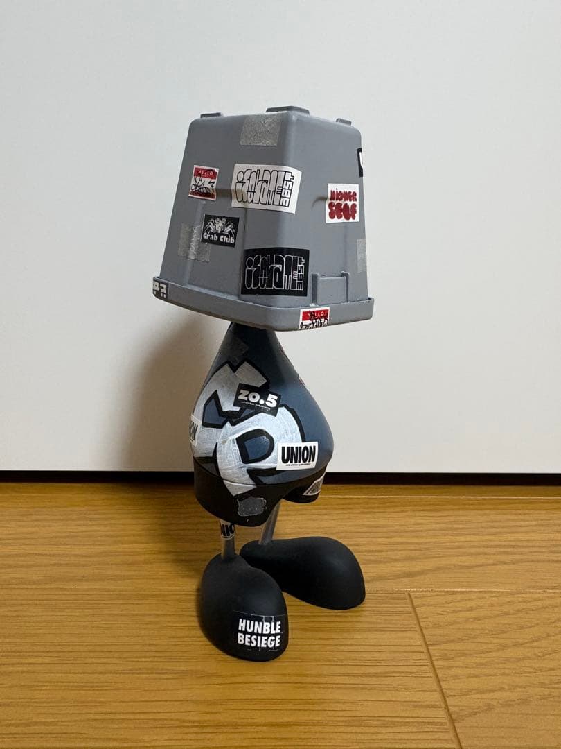 FAKETOY Crappy フィギュア