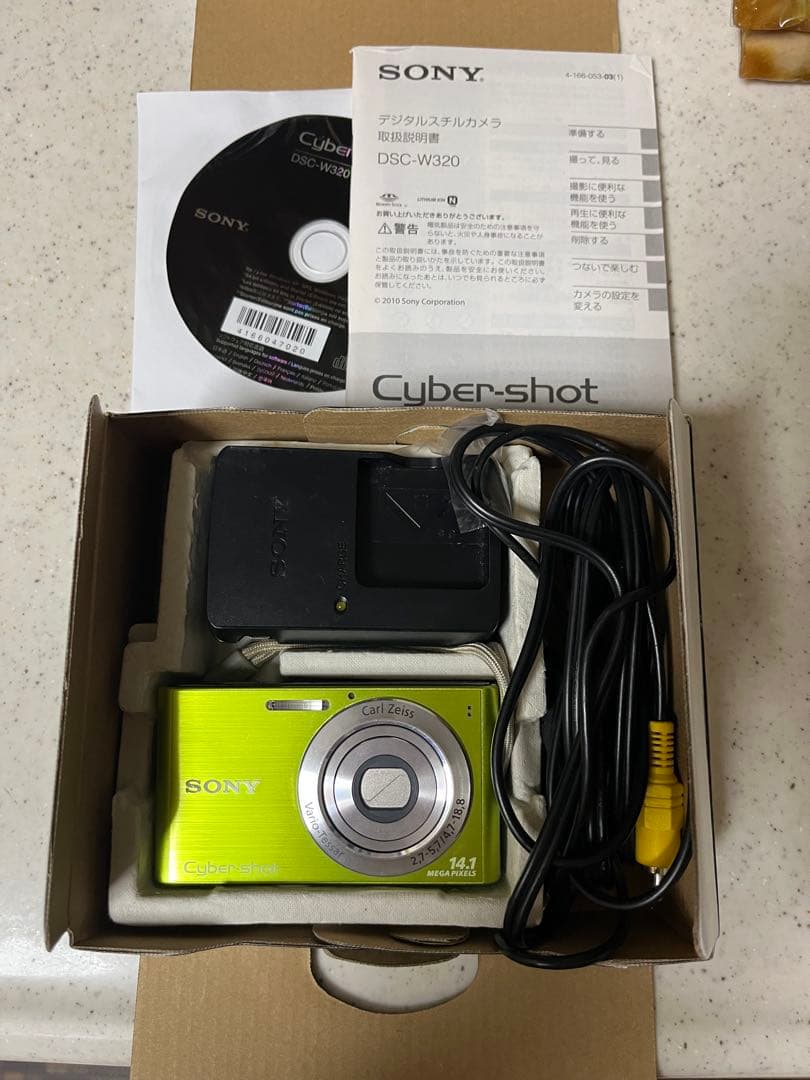 SONY Cyber-shot DSC-W320 グリーン　デジカメ